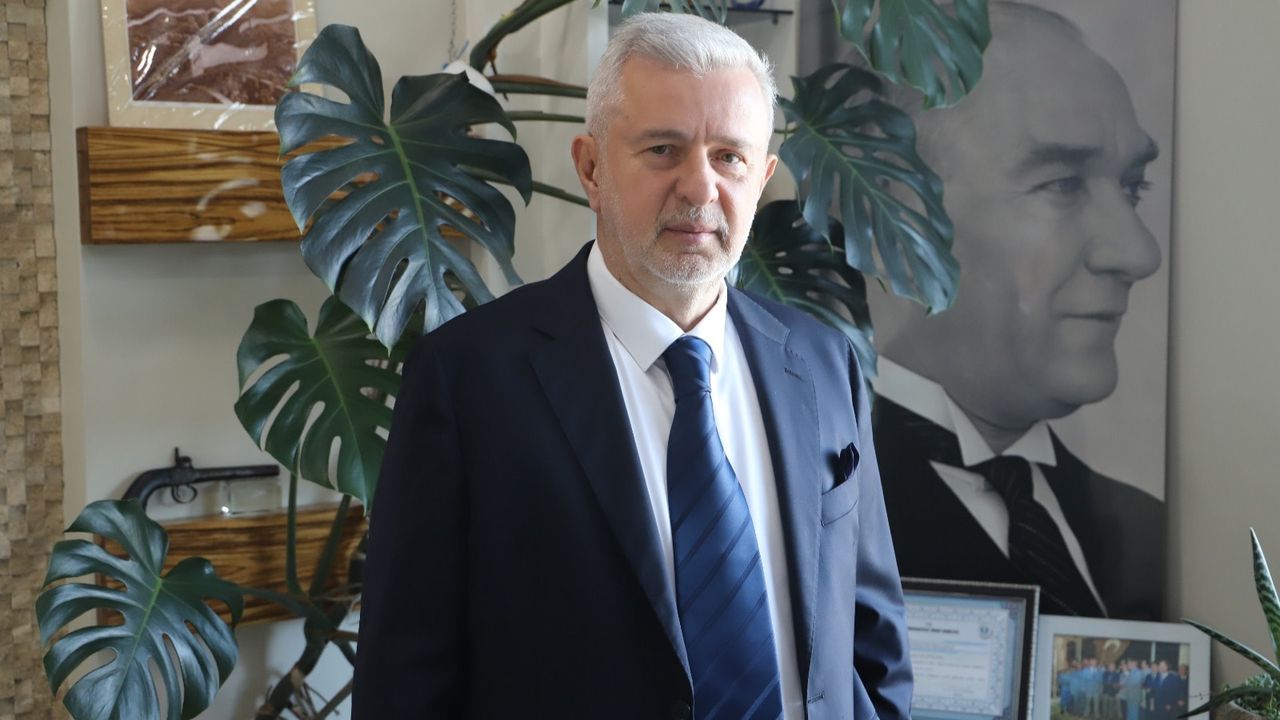 KAHVERENGİ KOKARCA FINDIK ÜRETİMİNİ TEHDİT EDİYOR