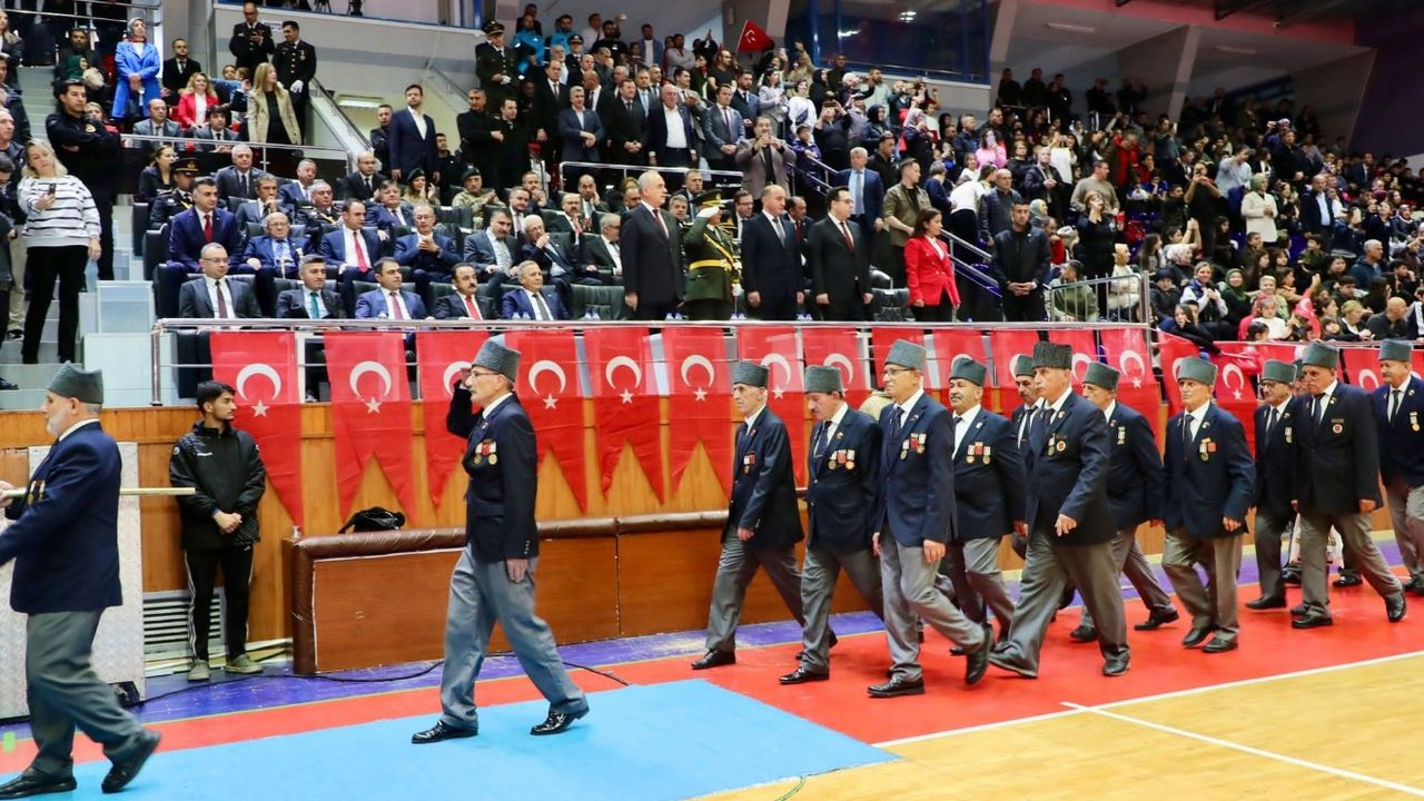CUMHURİYET BAYRAMI ORDU’DA COŞKUYLA KUTLANDI