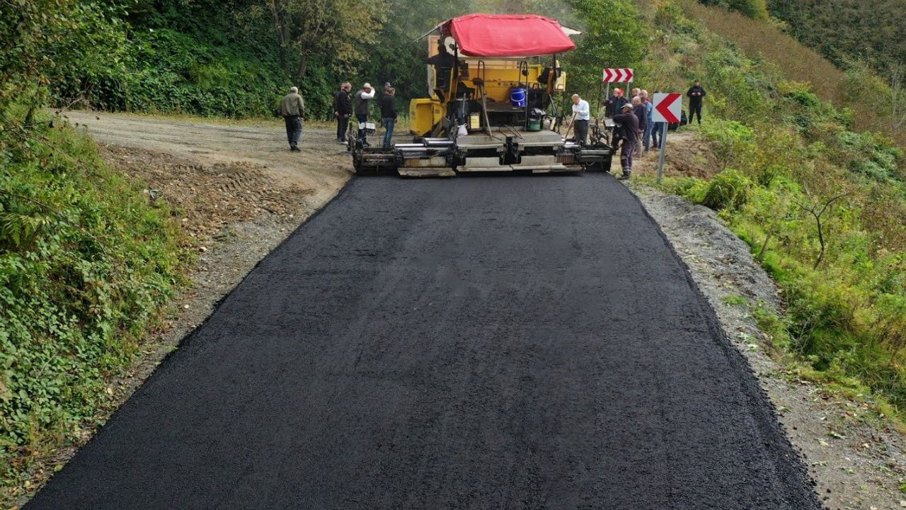 GÜRGENTEPE’DE SICAK ASFALT SEVİNCİ