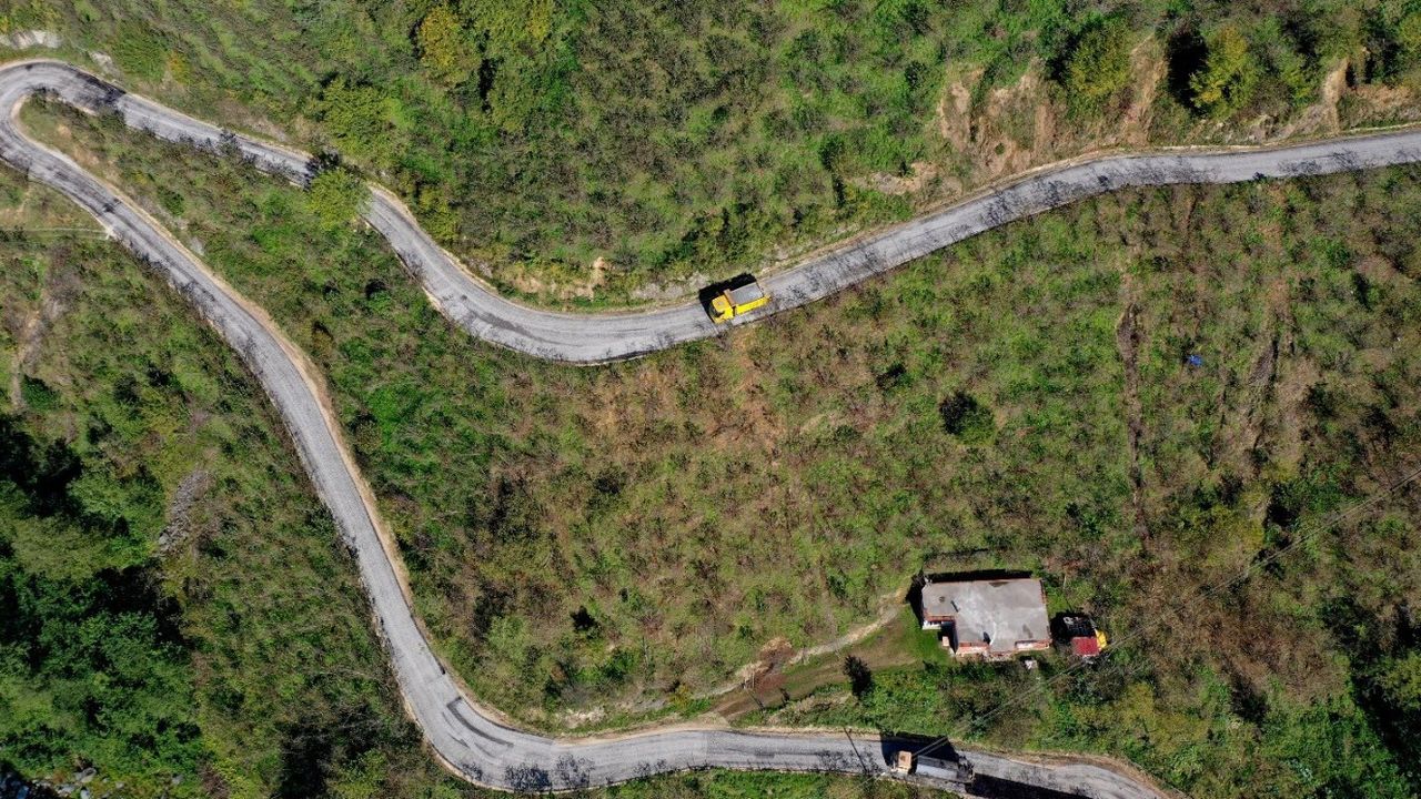 ÇAMAŞ’TA 4 MAHALLEYE HİZMET VEREN YOL ASFALTLANDI