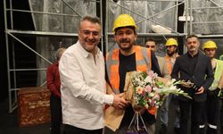 OBBKT, ADANA ŞEHİR TİYATROLARI FESTİVALİ’NDE İZLEYİCİDEN TAM NOT ALDI