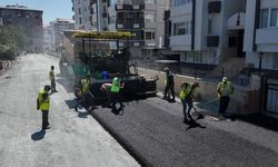 1,5 YILDA 10 KİLOMETRE SICAK ASFALT