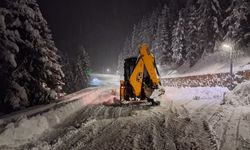 Ordu Büyükşehir’in İlk Kar Mesaisi Başladı