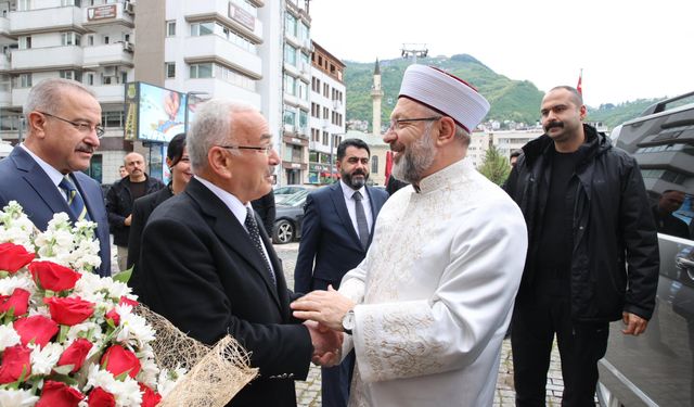 DİYANET İŞLERİ BAŞKANI ALİ ERBAŞ, BAŞKAN GÜLER’İ ZİYARET ETTİ