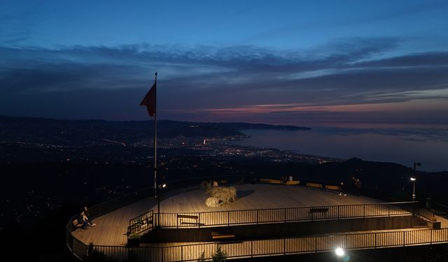GECE MANZARASI HAYRAN BIRAKTI