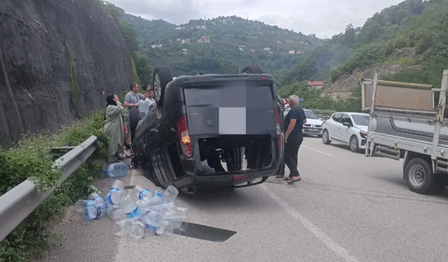 TAKLA ATAN ARAÇTA 1’İ ÇOCUK 4 KİŞİ YARALANDI