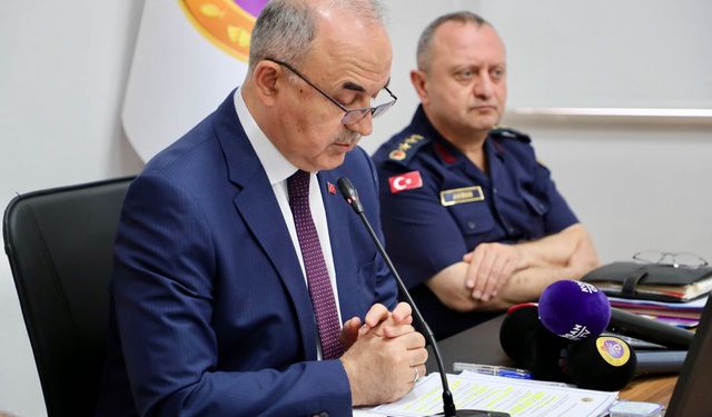 VALİ EROL: “ŞEHRİMİZİN HUZURU İÇİN CANLA BAŞLA ÇALIŞIYORUZ”
