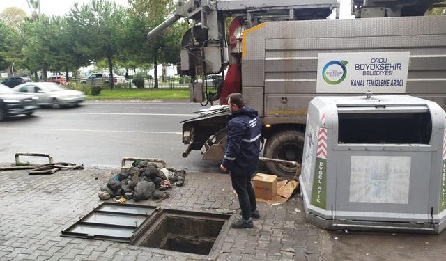 FATSA’DA ALTYAPIDA KAPSAMLI TEMİZLİK SEFERBERLİĞİ