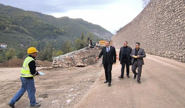 AYBASTI–KABATAŞ YOLUNDA ÇALIŞMALAR HIZ KESMİYOR