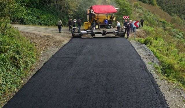 GÜRGENTEPE’DE SICAK ASFALT SEVİNCİ