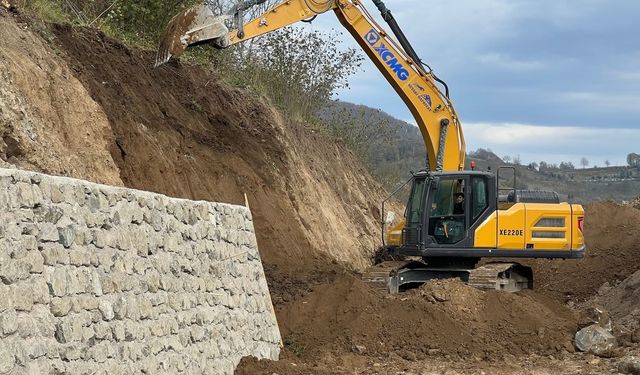 AYBASTI ÇEVRE YOLU ÇALIŞMALARI HIZ KESMEDEN DEVAM EDİYOR
