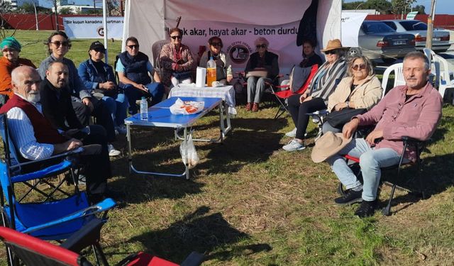 YEŞİL ALAN İÇİN ÇADIR DİRENİŞİ DEVAM EDİYOR