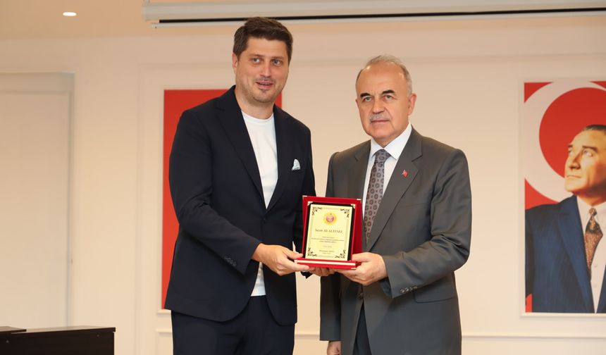 HAYIRSEVERDEN EĞİTİME ANLAMLI DESTEK