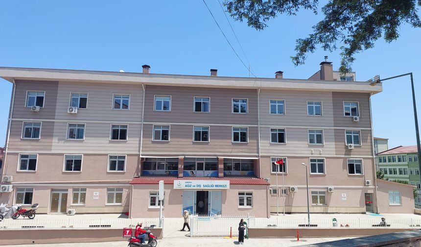 56 POLİKLİNİKTE GENİŞ BRANŞ KADROSU