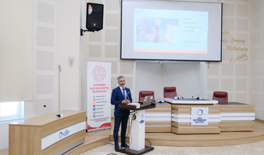 EĞİTİMDE LİDER MÜDÜRLER PROJESİ TANITIM TOPLANTISI YAPILDI