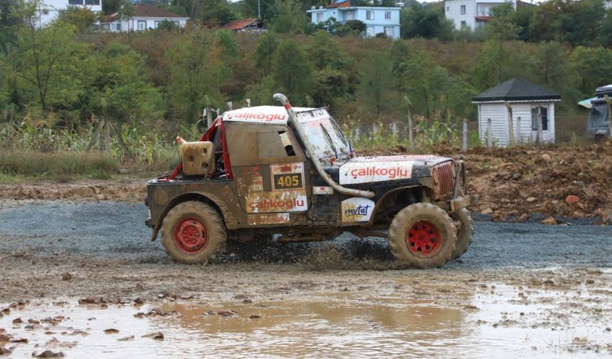 OFF ROAD TUTKUNLARI ÜNYE’DE BULUŞTU