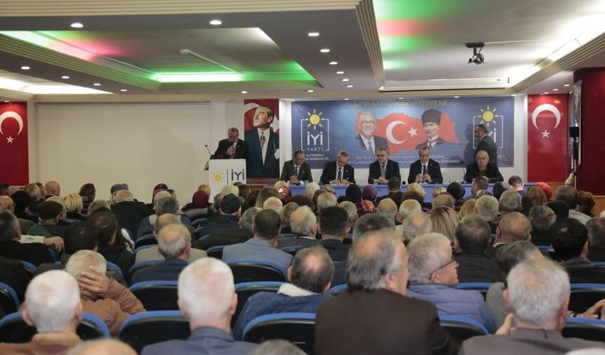 İYİ PARTİ ALTINORDU İLÇE KONGRESİ GERÇEKLEŞTİ