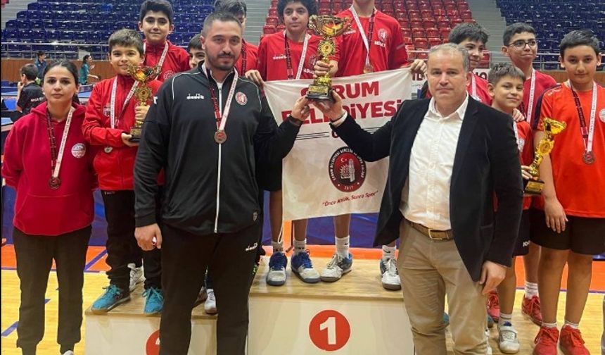 MASA TENİSİ KUZEYDOĞU BÖLGE MÜSABAKALARI BAŞLADI